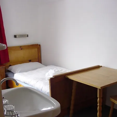 Haus Innerwald By Chatel Reizen 招待所 索尔登